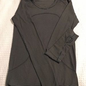 Lululemon shirt